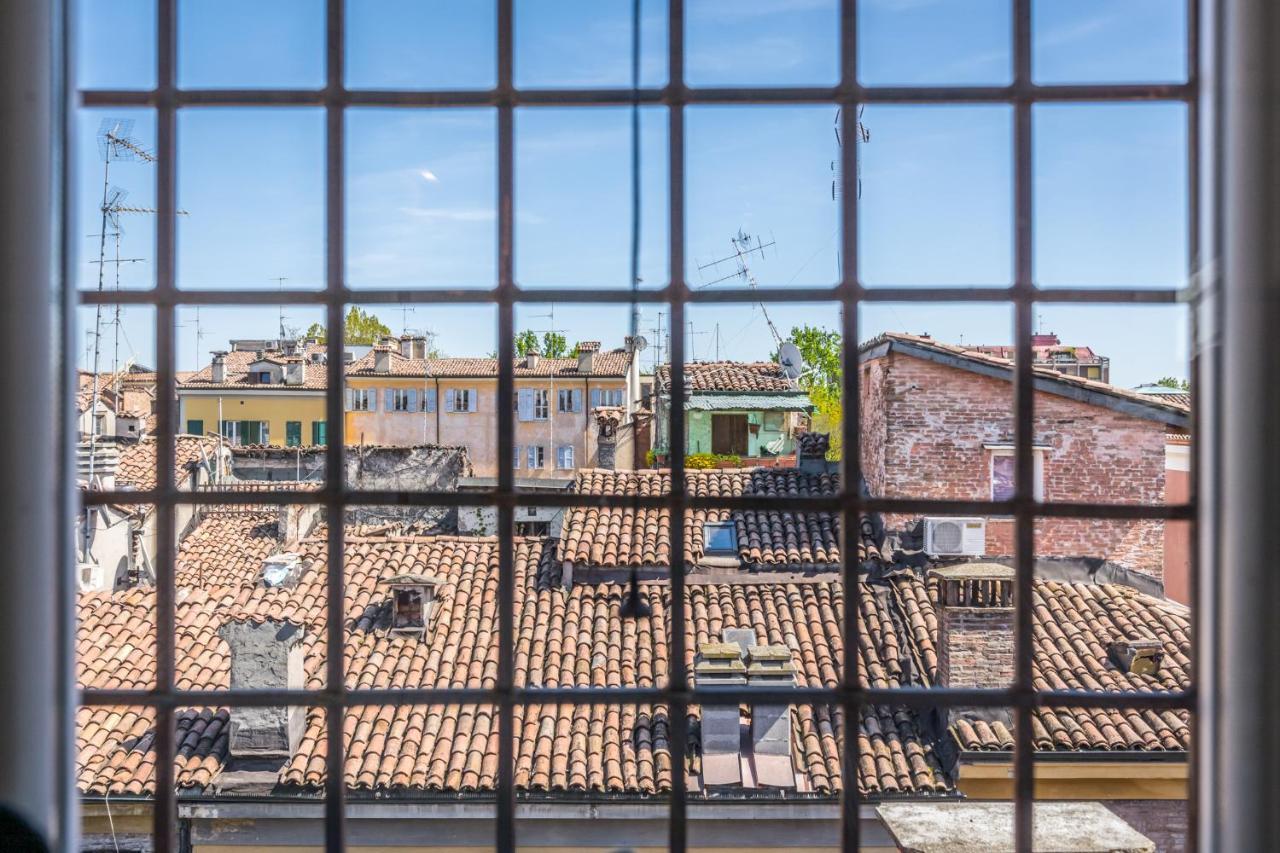 Emilia Suite Urban Modena Buitenkant foto